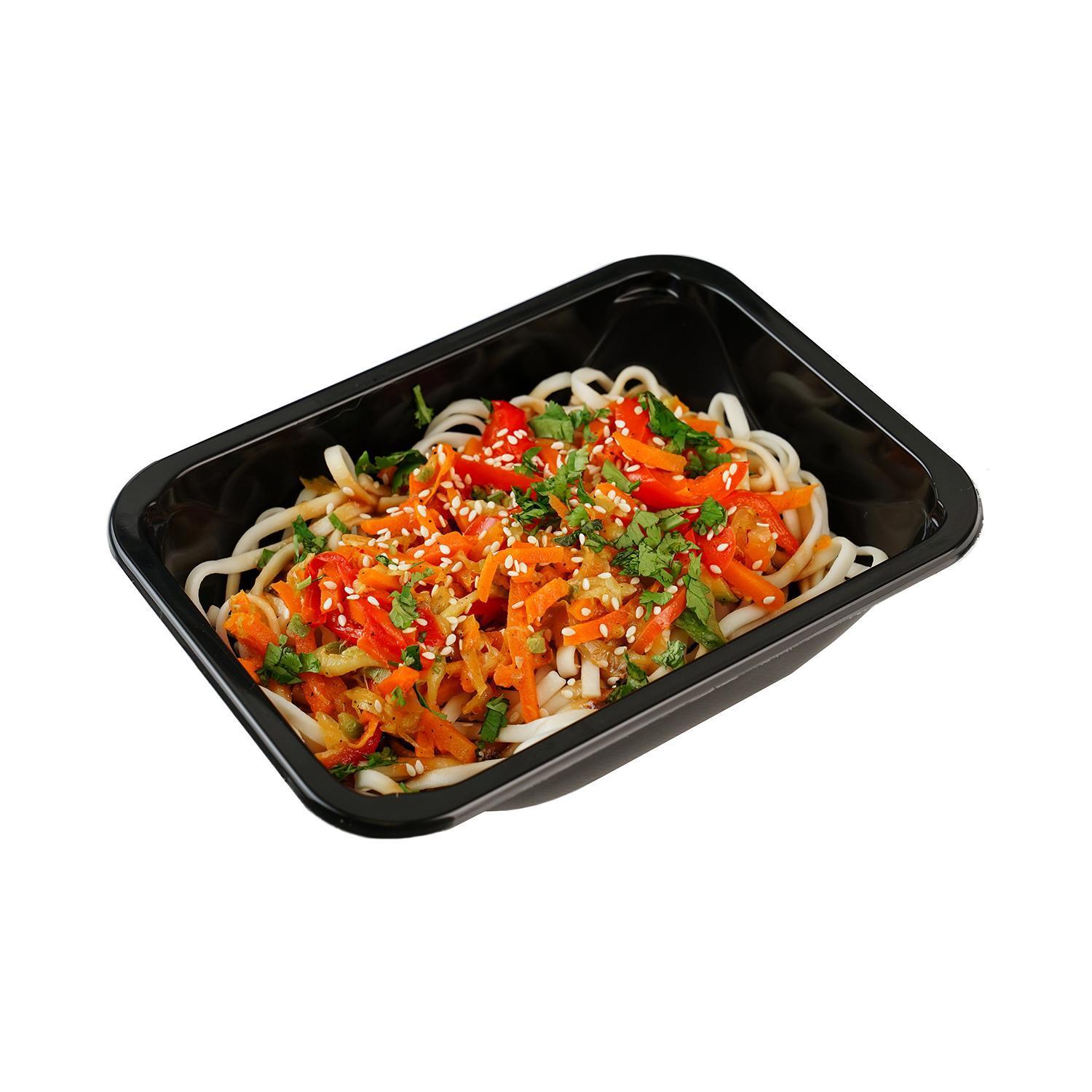 Лапша Qummy пшеничная с овощами свежемороженая 190 гр., лоток