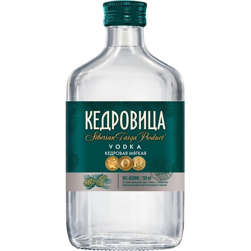 Водка Кедровица кедровая мягкая 38% Россия 250 мл., стекло