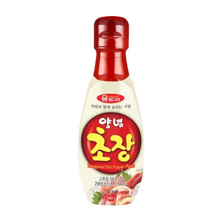 Паста DAESANG vinegared hot pepper paste янгнем чожанг острая перцовая 340 гр., ПЭТ