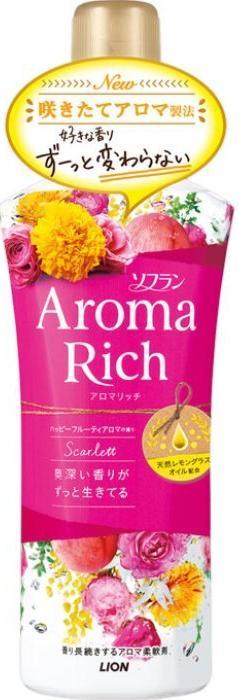 Ополаскиватель для белья с ароматом натуральных масел Lion Soflan Aroma Rich Scarlett, 520 мл., дой-пак