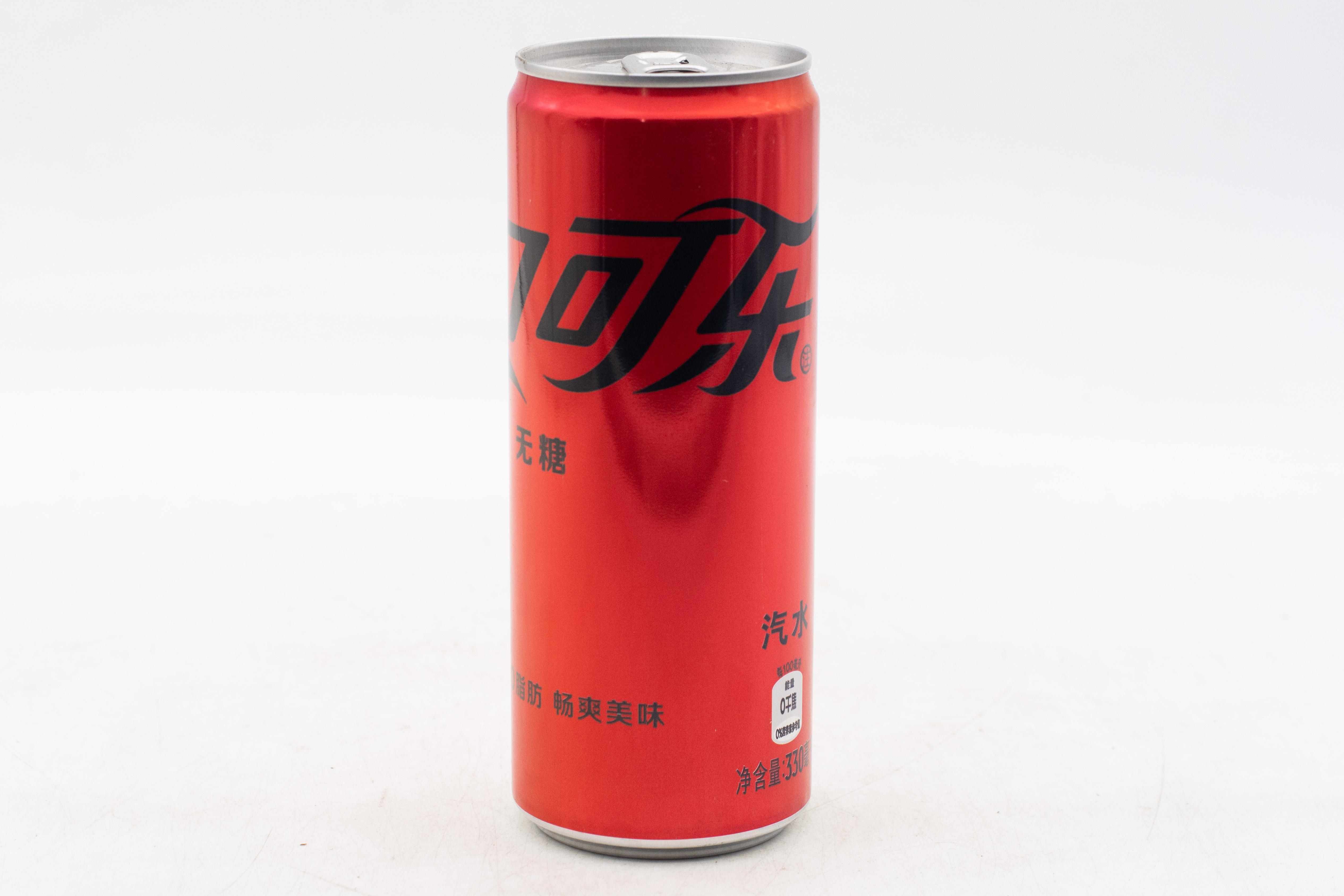 Напиток газированный Coca-Cola zero слим Китай 330 мл., ж/б