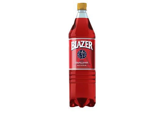 Напиток пивной Blazer со вкусом вишни нефильтрованный осветленный пастеризованный 6,7% 1,3 л., ПЭТ