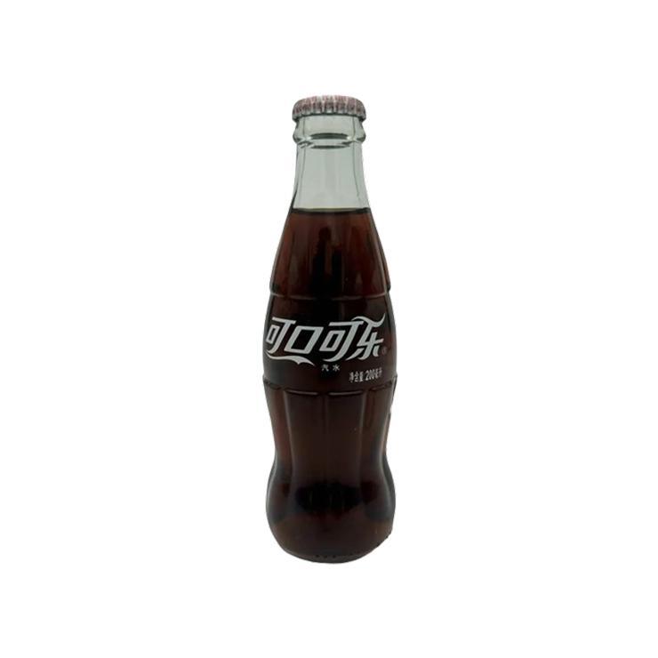 Напиток газированный Coca-Cola classic Китай 200 мл., стекло