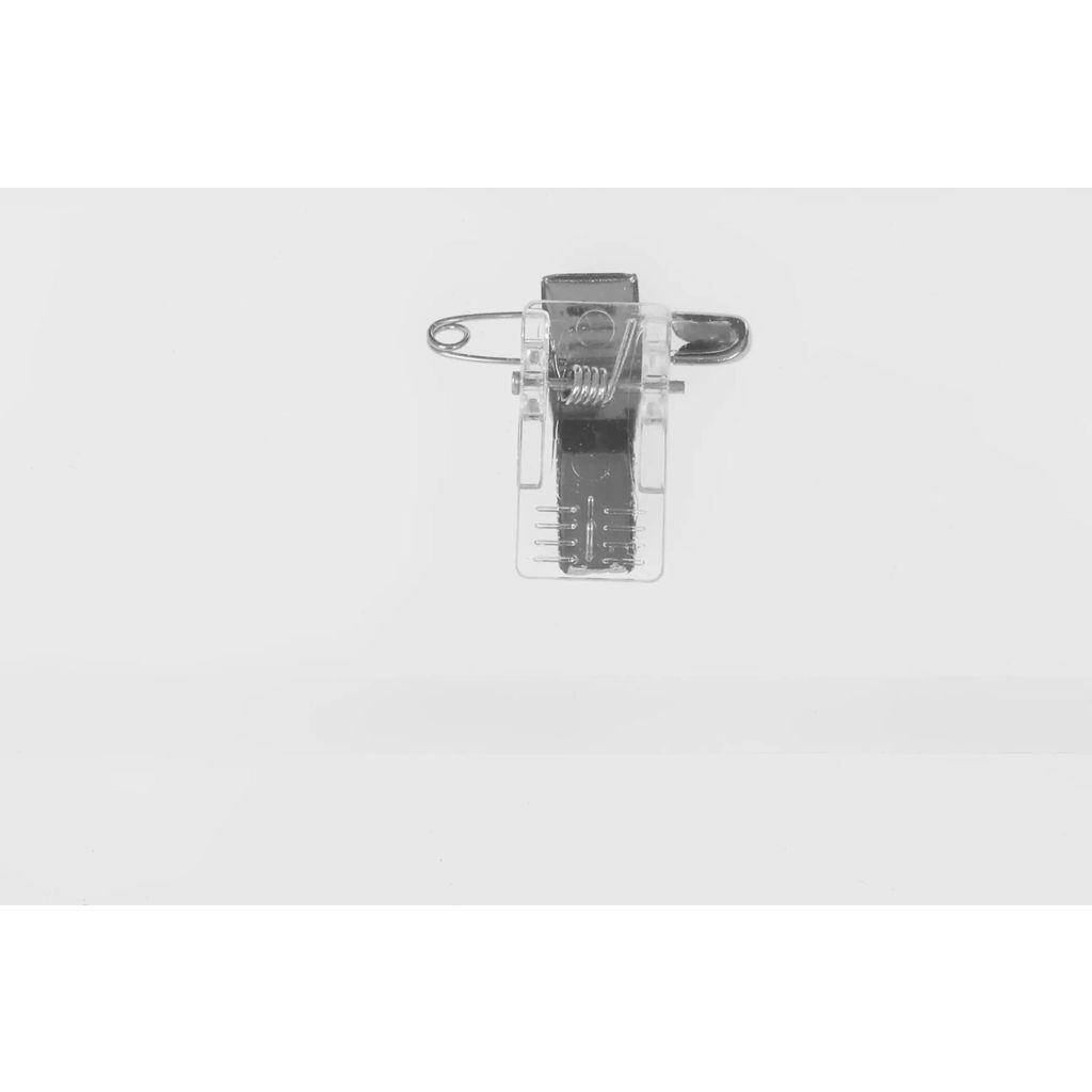 Бейдж Silwerhof 380012-00, 90х56мм, горизонтальный, булавка+зажим