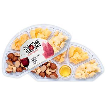 Тарелка сырная Дениз Ричардс Parmesan Mix (Пармезан ассорти, мед, марципан, кешью) 140 гр., ПЭТ